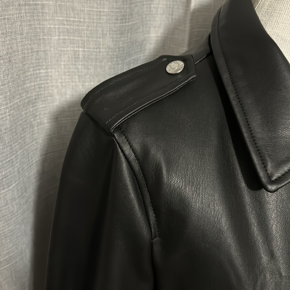 Like New Calvin Klein Faux Leather Cropped Biker Style Jacket-Sz S-Black - Picture 7 of 16